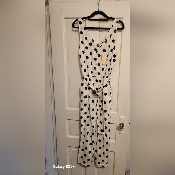 Jumpsuit - Picture 1 of 4